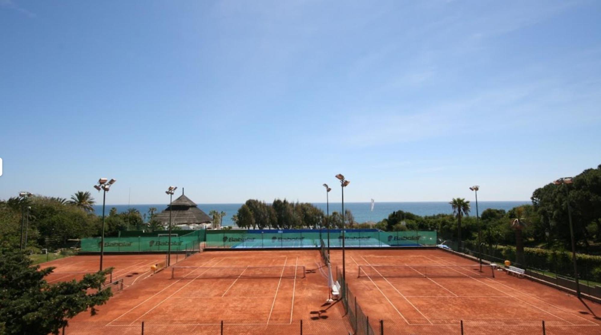 Great Villa Near Beach And Marbella Exterior photo